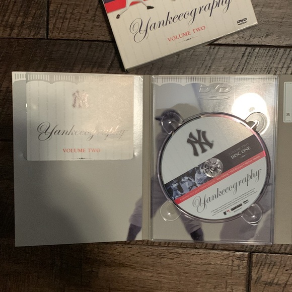 NY Yankee Yankeeography Vol 2 - Picture 3 of 5